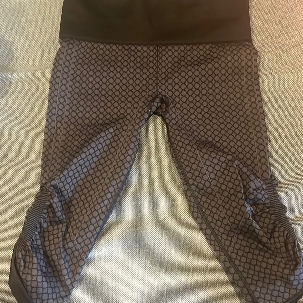 Lululemon capri leggings